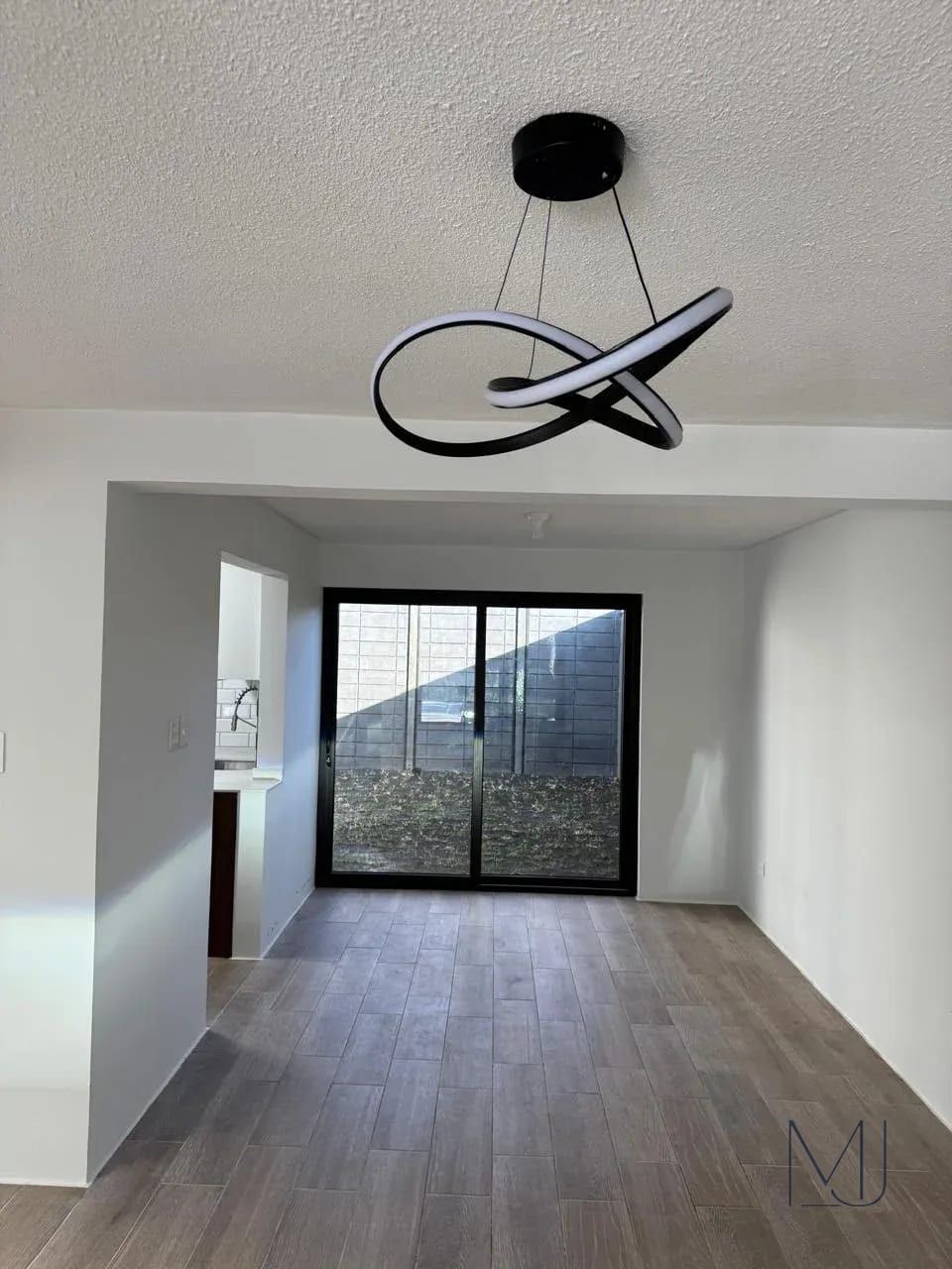 Casa en Venta / Alquiler | Mirabosques | Km 16.5 CAES | 207 m² — Casa en Venta en Carretera a El Salvador, Guatemala, Ciudad — foto 9 de 12