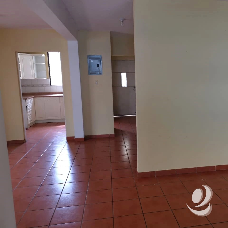 Casa en Renta, Condominio sobre Bulevar San Cristóbal — Casa en Alquiler en Zona 8 Mixco, Guatemala, Ciudad — foto 3 de 12