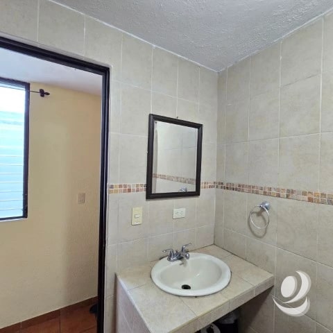 Casa en Renta, Condominio sobre Bulevar San Cristóbal — Casa en Alquiler en Zona 8 Mixco, Guatemala, Ciudad — foto 7 de 11