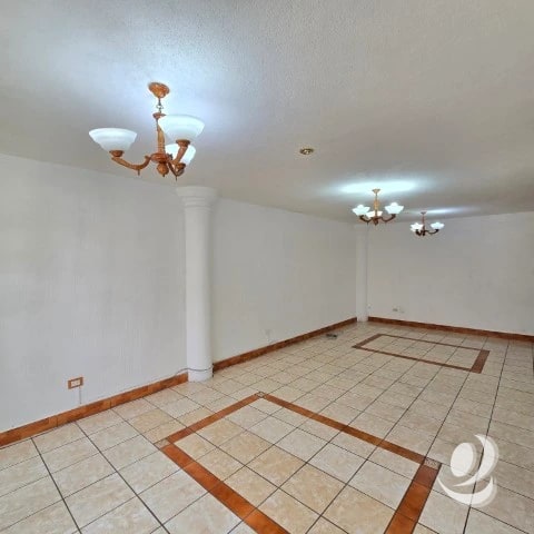 Casa en Renta Condominio sobre Bulevar San Cristóbal — Casa en Alquiler en Zona 8 Mixco, Guatemala, Ciudad — foto 3 de 16