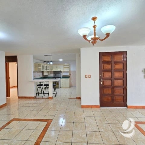 Casa en Renta Condominio sobre Bulevar San Cristóbal — Casa en Alquiler en Zona 8 Mixco, Guatemala, Ciudad — foto 4 de 16