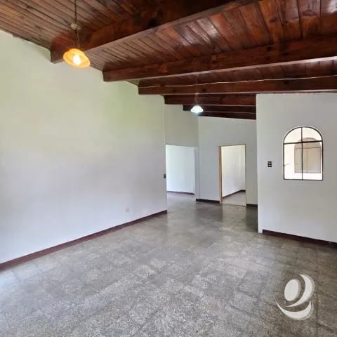 Oficina en Renta San Lucas Sacatepéquez, amplio Parqueo — Casa en Alquiler en Sumpango, Sacatepéquez — foto 10 de 17