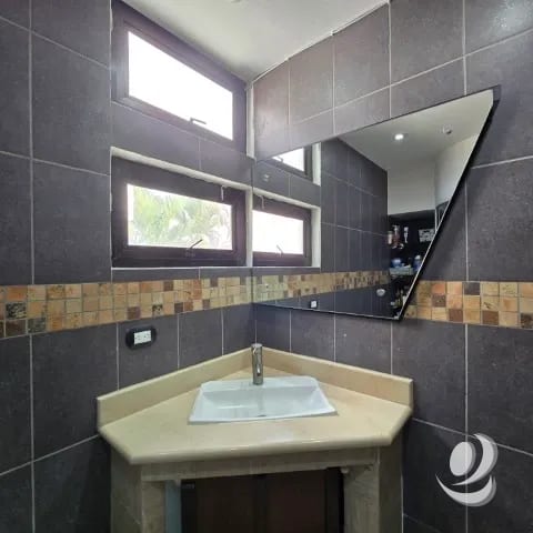 Casa en Venta San Cristóbal Valle Dorado Bulevar Sur — Casa en Venta en Zona 8 Mixco, Guatemala, Ciudad — foto 16 de 17
