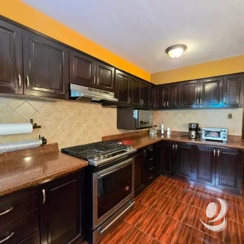 Casa en Venta San Cristóbal Vista al Valle Oriente — Casa en Venta en Zona 8 Mixco, Guatemala, Ciudad — foto 7 de 17