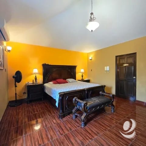 Casa en Venta San Cristóbal Vista al Valle Oriente — Casa en Venta en Zona 8 Mixco, Guatemala, Ciudad — foto 12 de 17