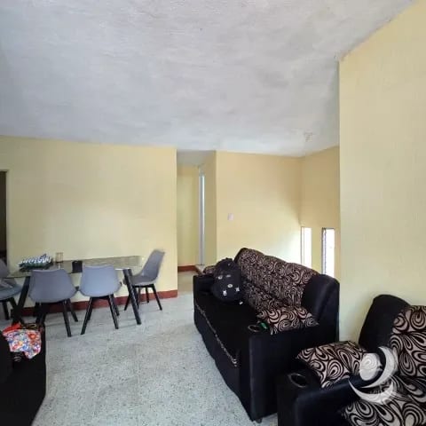 Propiedad Comercial en Venta Bulevar Sur San Cristóbal — Casa en Venta en Zona 8 Mixco, Guatemala, Ciudad — foto 1 de 7