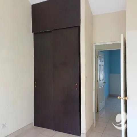 Casa en Venta Los Sauces, San José Pinula, Guatemala — Casa en Venta en San José Pinula, Guatemala, Ciudad — foto 9 de 17