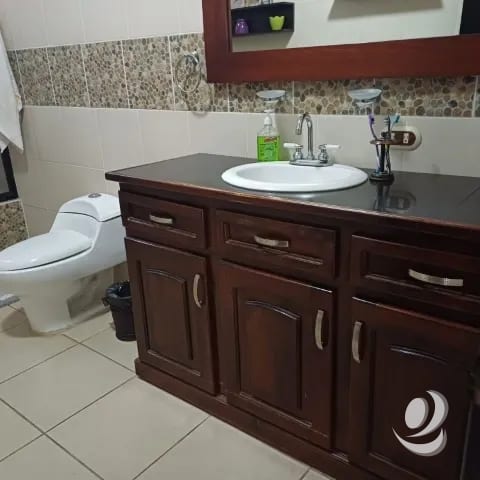 Casa en Venta Hacienda las Flores San Juan Sacatepéquez — Casa en Venta en San Juan Sacatepéquez, Sacatepéquez — foto 12 de 17