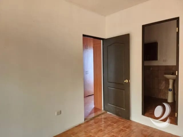 Casa en Venta para Comercio en Santa Lucia Milpas Altas — Casa en Venta en Santa Lucía Milpas Altas, Sacatepéquez — foto 14 de 17