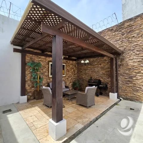 Casa en Venta en Vista al Valle San Cristóbal Guatemala — Casa en Venta en Zona 8 Mixco, Guatemala, Ciudad — foto 2 de 17