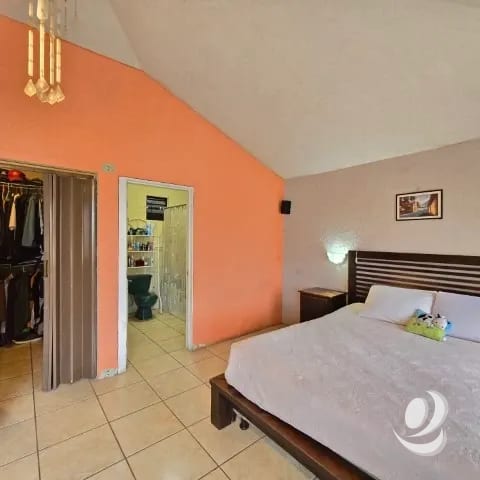 Casa grande en Venta en San Cristóbal y 2 Apartamentos — Casa en Venta en Zona 8 Mixco, Guatemala, Ciudad — foto 12 de 15