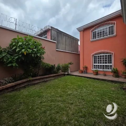 ¡¡¡Preciosa Casa en Renta Zona 12 Santa Elisa, Guatemala!!! — Casa en Alquiler en Zona 12, Guatemala, Ciudad — foto 2 de 17
