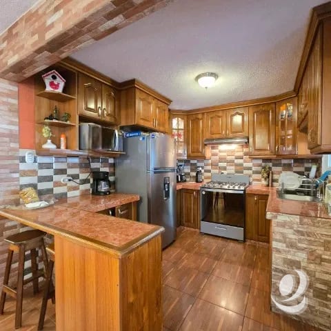 ¡¡¡Preciosa Casa en Venta sobre Bulevar San Cristóbal, Las orquídeas!! — Casa en Venta en Zona 8 Mixco, Guatemala, Ciudad — foto 7 de 17