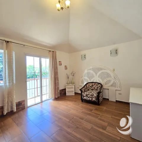 ¡¡¡Preciosa Casa en Venta sobre Bulevar San Cristóbal, Las orquídeas!! — Casa en Venta en Zona 8 Mixco, Guatemala, Ciudad — foto 9 de 17