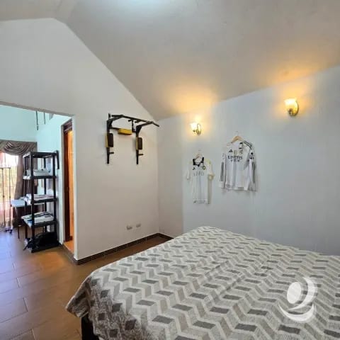 ¡¡¡Preciosa Casa en Venta sobre Bulevar San Cristóbal, Las orquídeas!! — Casa en Venta en Zona 8 Mixco, Guatemala, Ciudad — foto 15 de 17