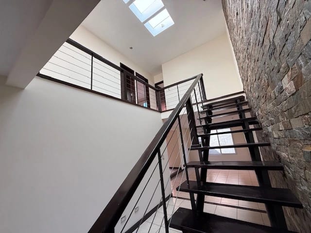 Vendo casa en Zona 16 SAN ISIDRO CONDOMINIO EXCLUSIVO — Casa en Venta en Ensenada de San Isidro, Zona 16, Guatemala, Ciudad — foto 4 de 17