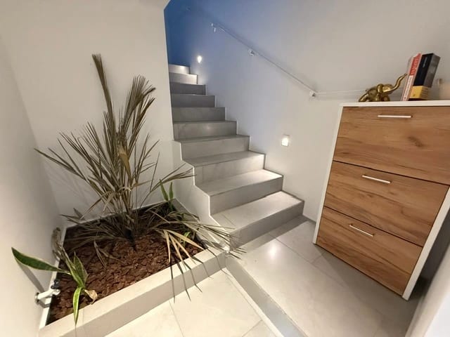 Vendo casa en Zona 13 CONDOMINIO CAÑADAS DE ELGIN — Casa en Venta en Zona 13, Guatemala, Ciudad — foto 5 de 17
