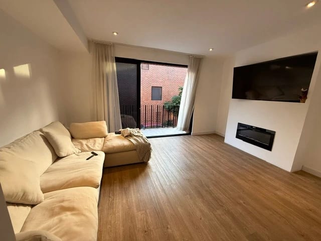 Vendo casa en Zona 13 CONDOMINIO CAÑADAS DE ELGIN — Casa en Venta en Zona 13, Guatemala, Ciudad — foto 8 de 17