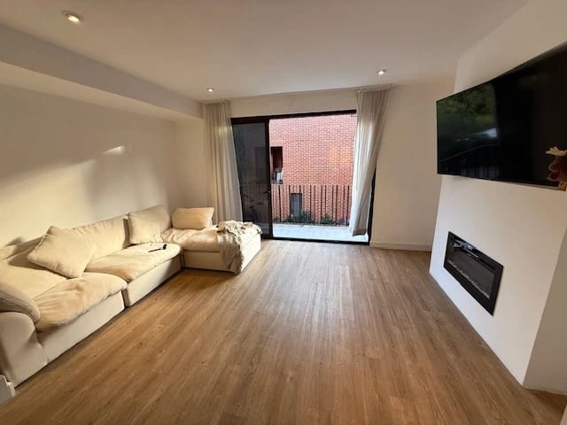Vendo casa en Zona 13 CONDOMINIO CAÑADAS DE ELGIN — Casa en Venta en Zona 13, Guatemala, Ciudad — foto 11 de 17