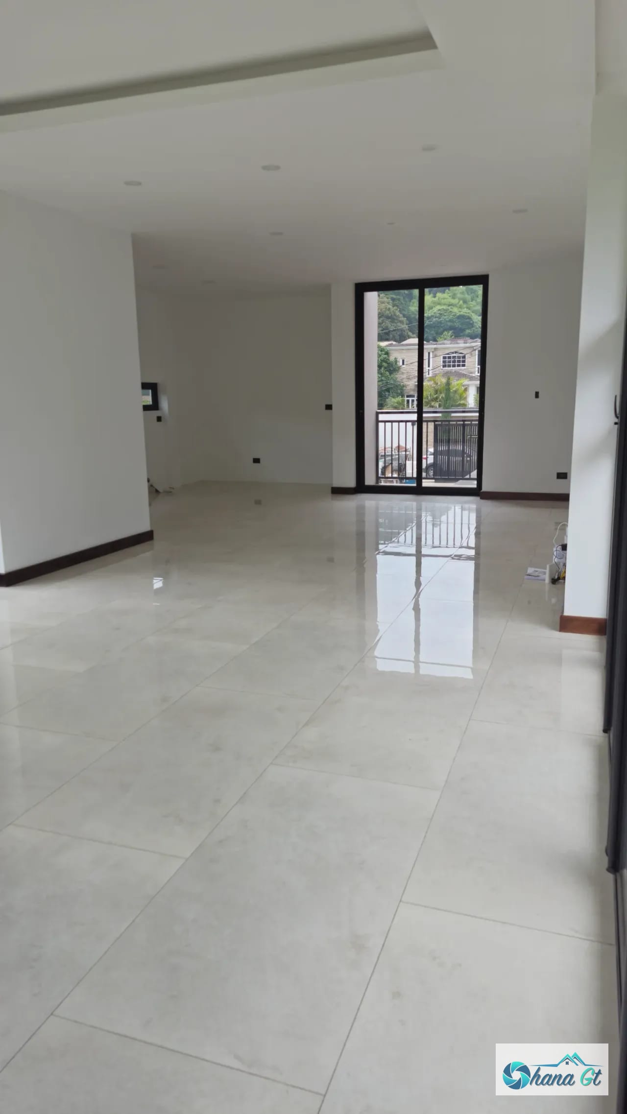 CASA NUEVA EN VENTA CAES KM 18.5 LA TOSCANA DE ARRAZOLA — Casa en Venta en Carretera a El Salvador, Guatemala, Ciudad — foto 8 de 11