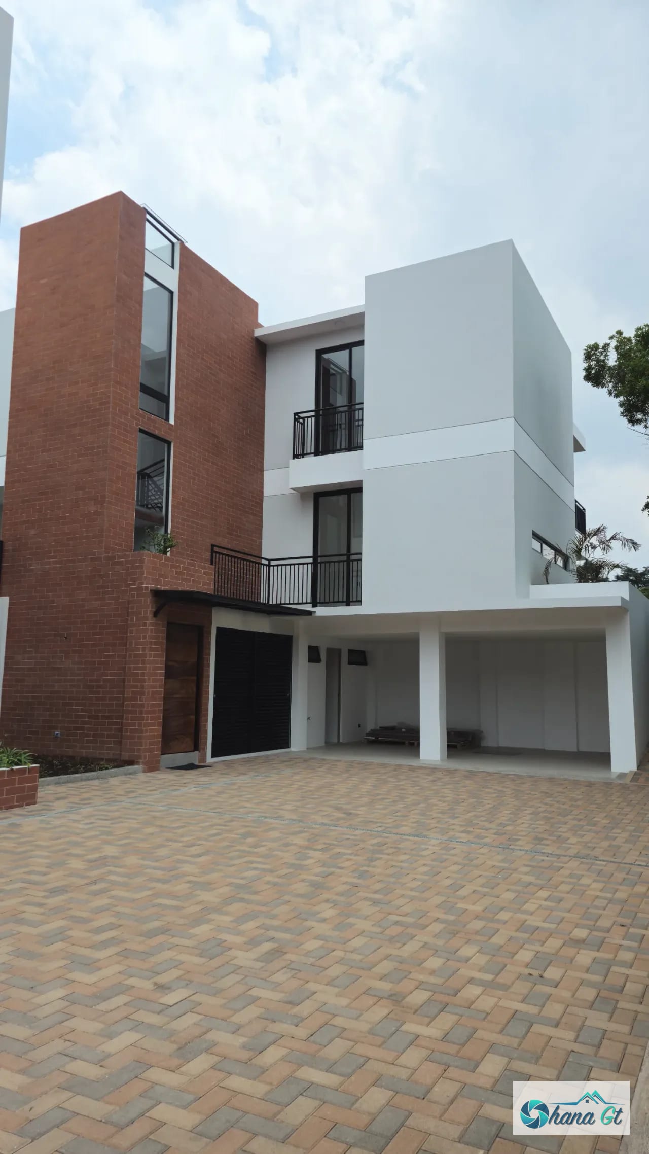 CASA NUEVA EN VENTA CAES KM 18.5 LA TOSCANA DE ARRAZOLA — Casa en Venta en Carretera a El Salvador, Guatemala, Ciudad — foto 1 de 11
