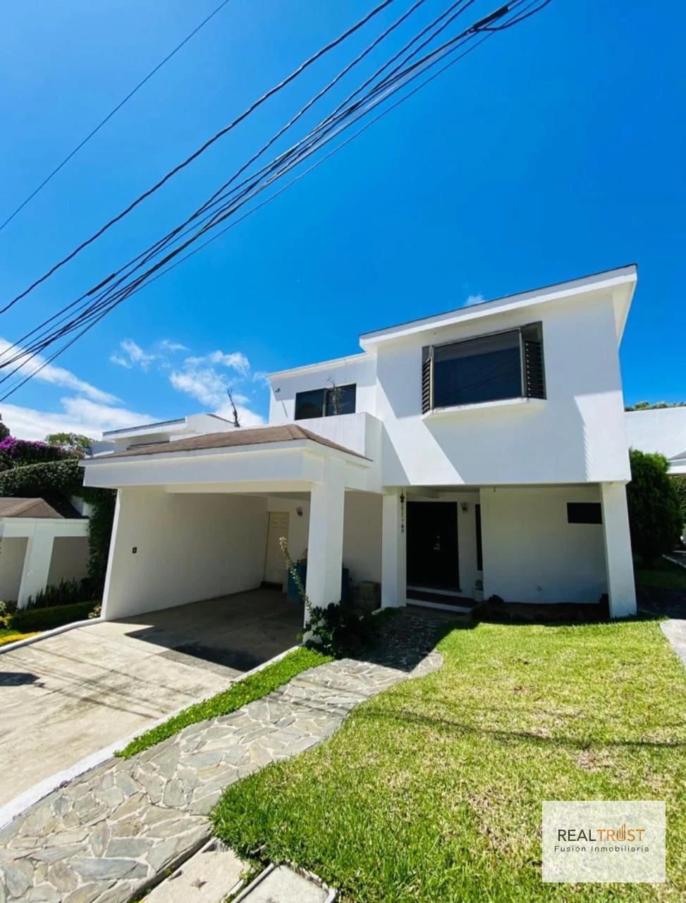 Casa en venta San Cristobal — Casa en Venta en Zona 8 Mixco, Guatemala, Ciudad — foto 1 de 11