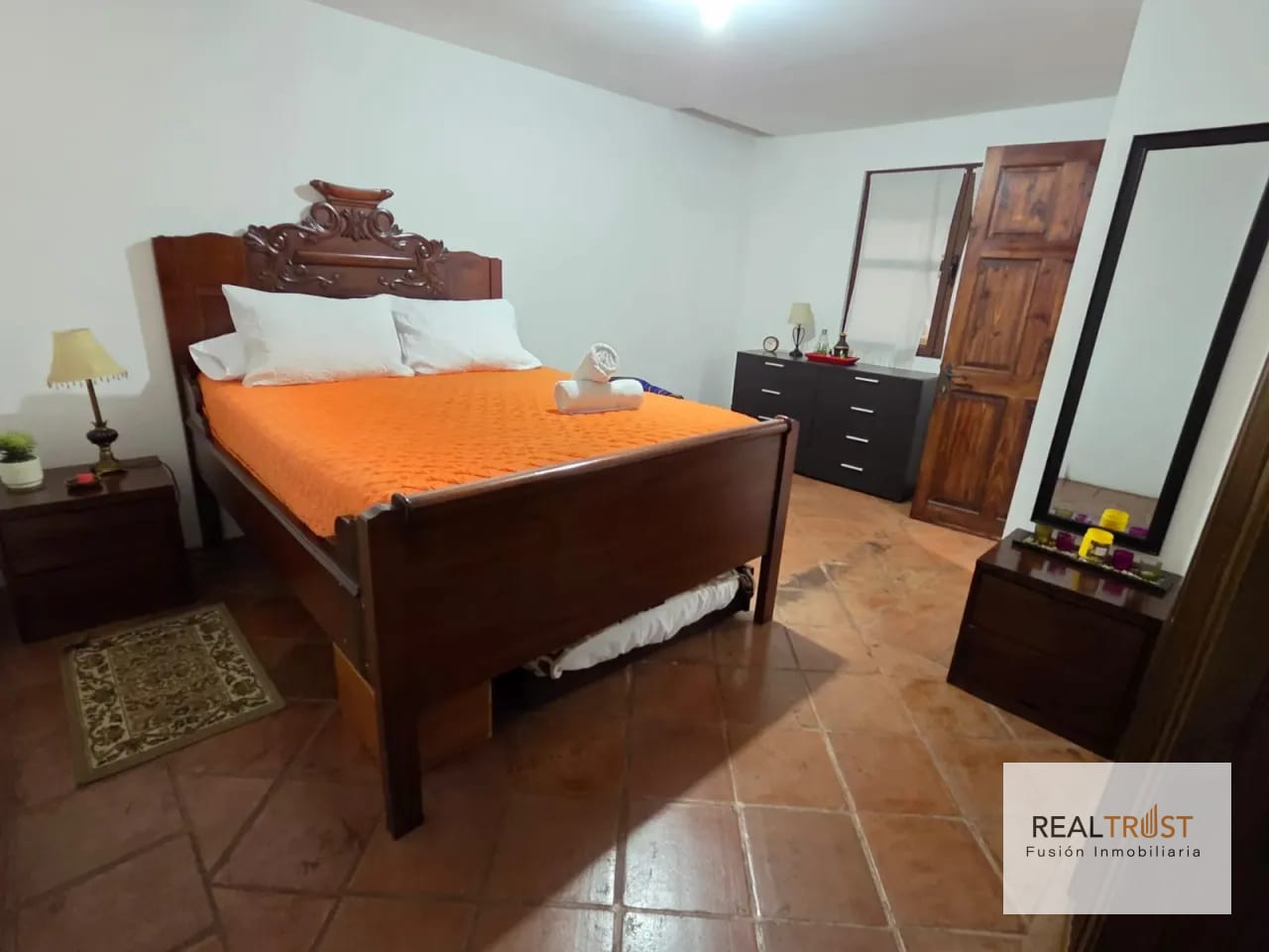 CASA EN VENTA AMUEBLADA — Casa en Venta en Antigua, Sacatepéquez — foto 4 de 6