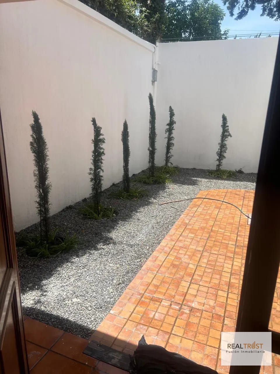 PROPIEDAD EN RENTA PARA OFICINAS A PUERTA CERRADA ss — Casa en Alquiler en Zona 14, Guatemala, Ciudad — foto 6 de 15