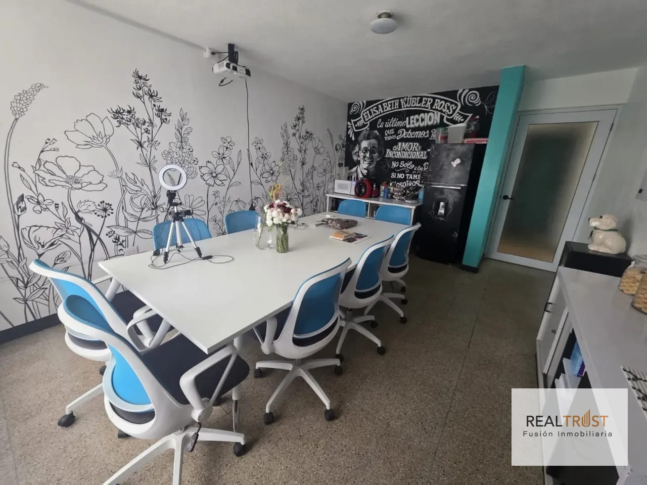 CASA EN VENTA ZONA 7 CALZADO MATEO FLORES PARA OFICINAS O VIVIENDA — Casa en Venta en Zona 7, Guatemala, Ciudad — foto 10 de 13