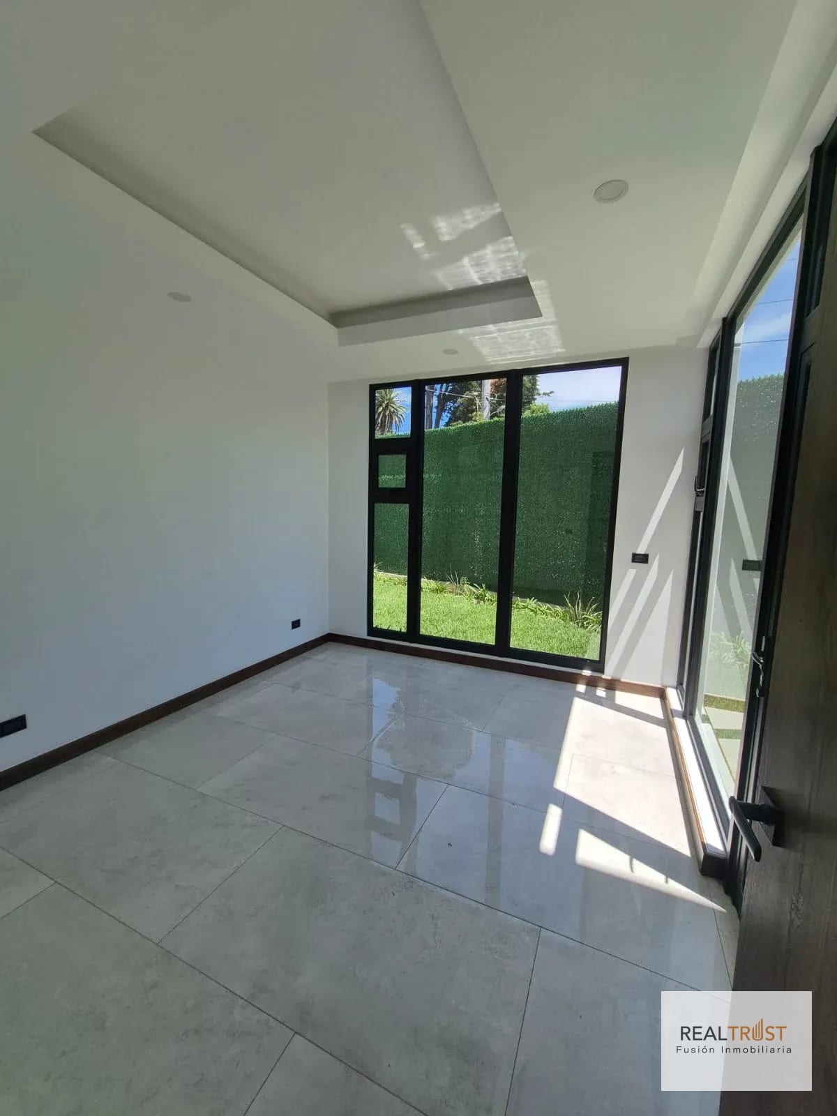 Casa para Estrenar en Arrazola 1 — Casa en Venta en Carretera a El Salvador, Guatemala, Ciudad — foto 6 de 17