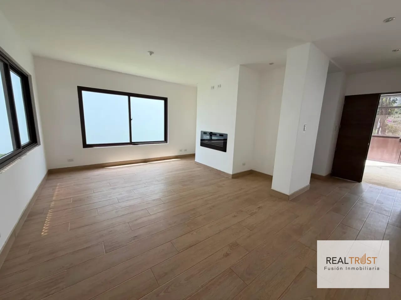Casa en Venta KM 17.5 CES Arrazola 1 — Casa en Venta en Carretera a El Salvador, Guatemala, Ciudad — foto 9 de 11