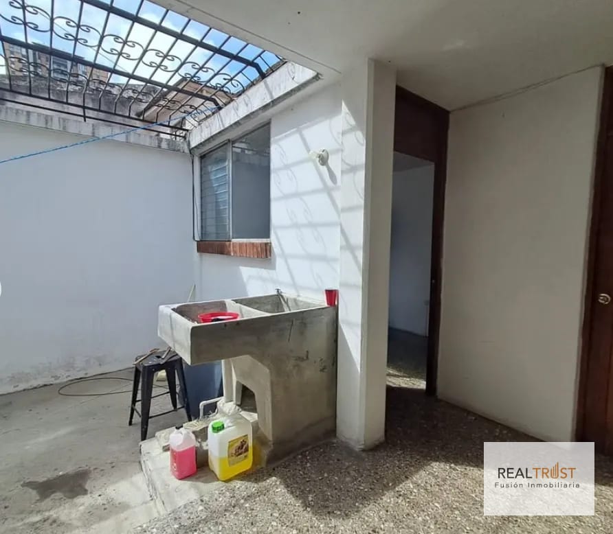 Casa en renta zona 10 — Casa en Alquiler en Zona 10, Guatemala, Ciudad — foto 11 de 17
