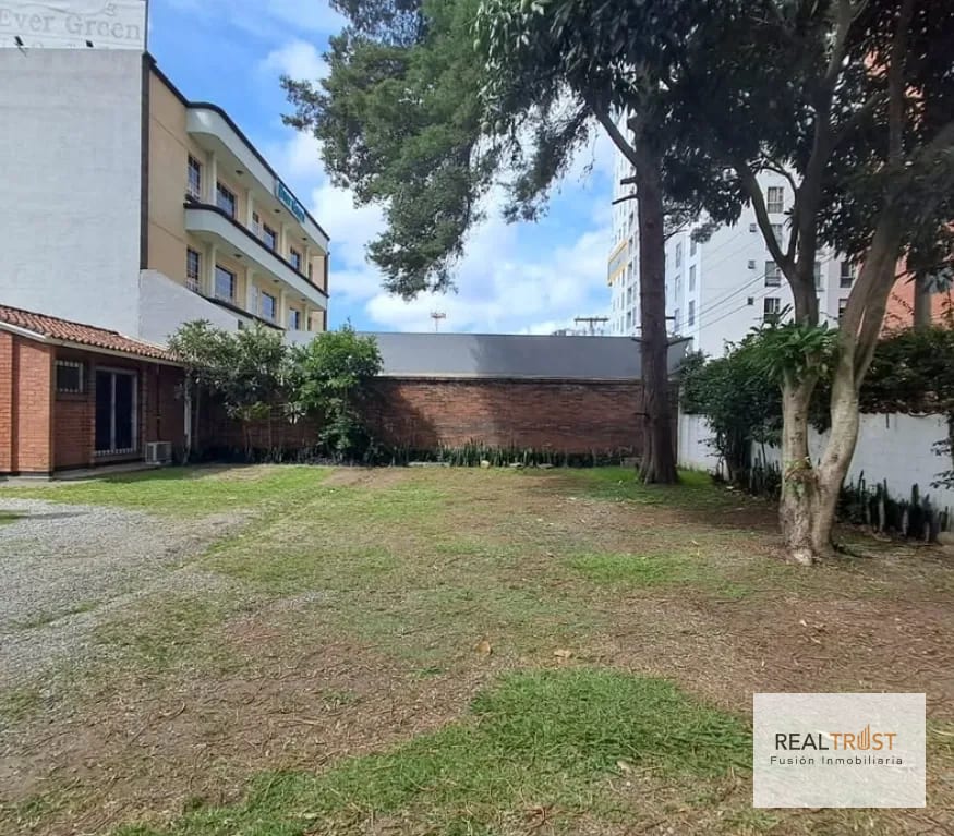 Casa en renta zona 10 — Casa en Alquiler en Zona 10, Guatemala, Ciudad — foto 16 de 17