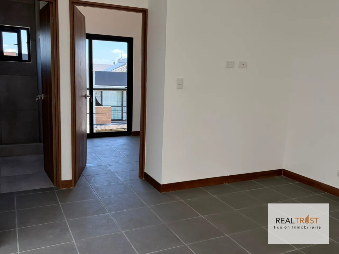 Casas en Venta en las 7 Gotas San Vicente Km.19 — Casa en Venta en Carretera a El Salvador, Guatemala, Ciudad — foto 7 de 15