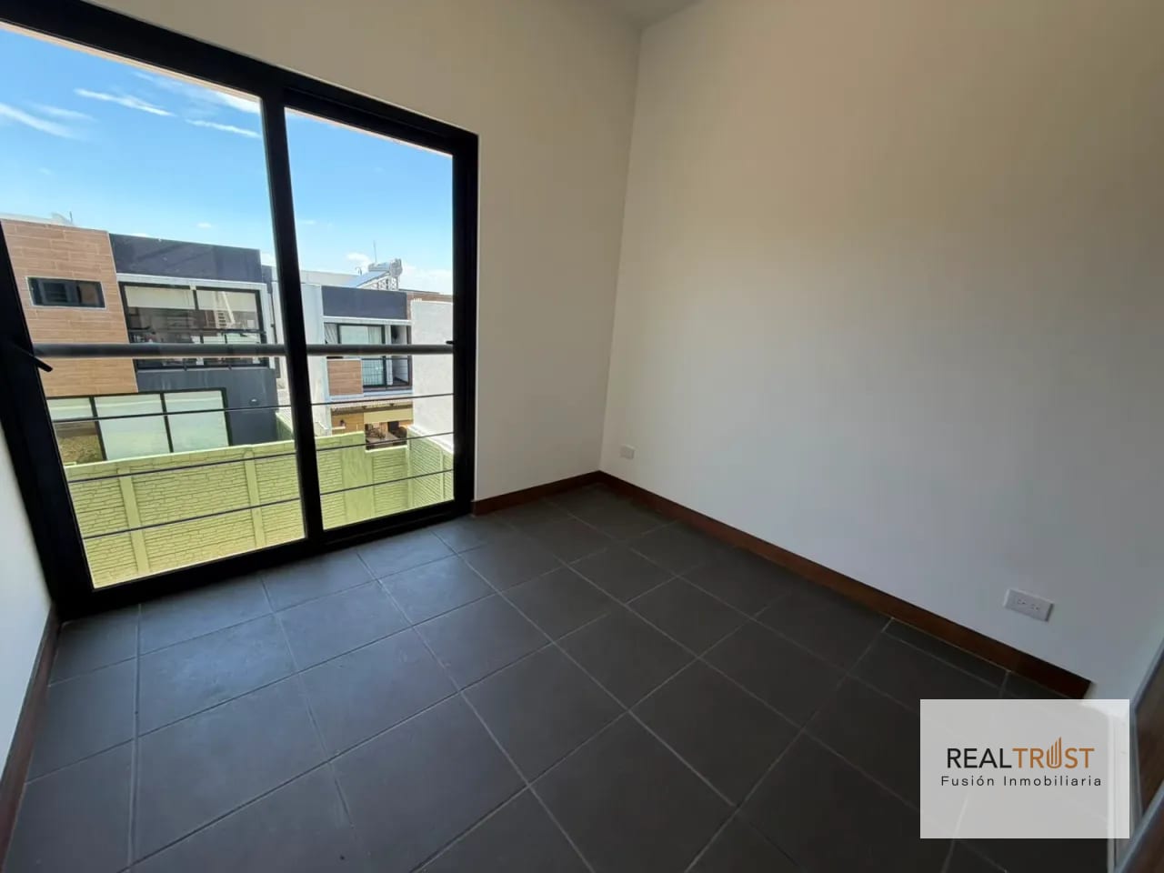 Casas en Venta en las 7 Gotas San Vicente Km.19 — Casa en Venta en Carretera a El Salvador, Guatemala, Ciudad — foto 8 de 15