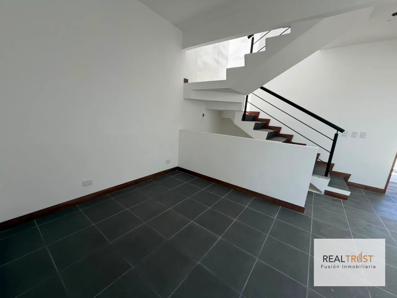Casas en Venta en las 7 Gotas San Vicente Km.19 — Casa en Venta en Carretera a El Salvador, Guatemala, Ciudad — foto 13 de 15
