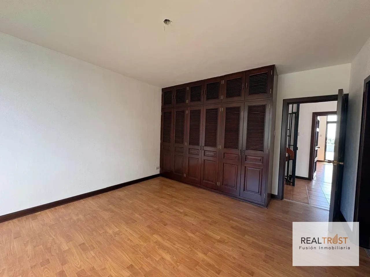 Casa en Renta el Prado Zona 10 — Casa en Alquiler en Zona 10, Guatemala, Ciudad — foto 14 de 17