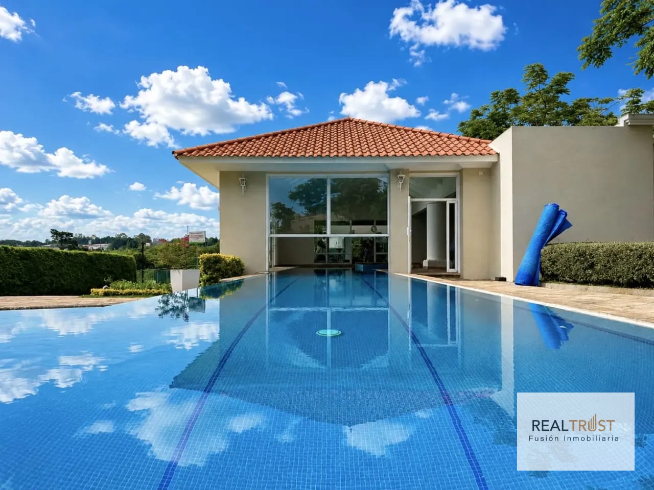 Casa en Venta Enfrente del Portal del Bosque KM 23 CES — Casa en Venta en Carretera a El Salvador, Guatemala, Ciudad — foto 8 de 13