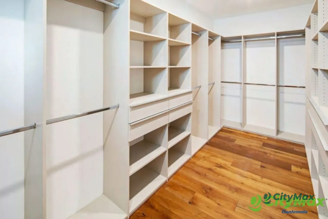 En venta Lujosa Casa en la zona 16 El Pulte — Casa en Venta en El Pulté, Zona 16, Guatemala, Ciudad — foto 4 de 6