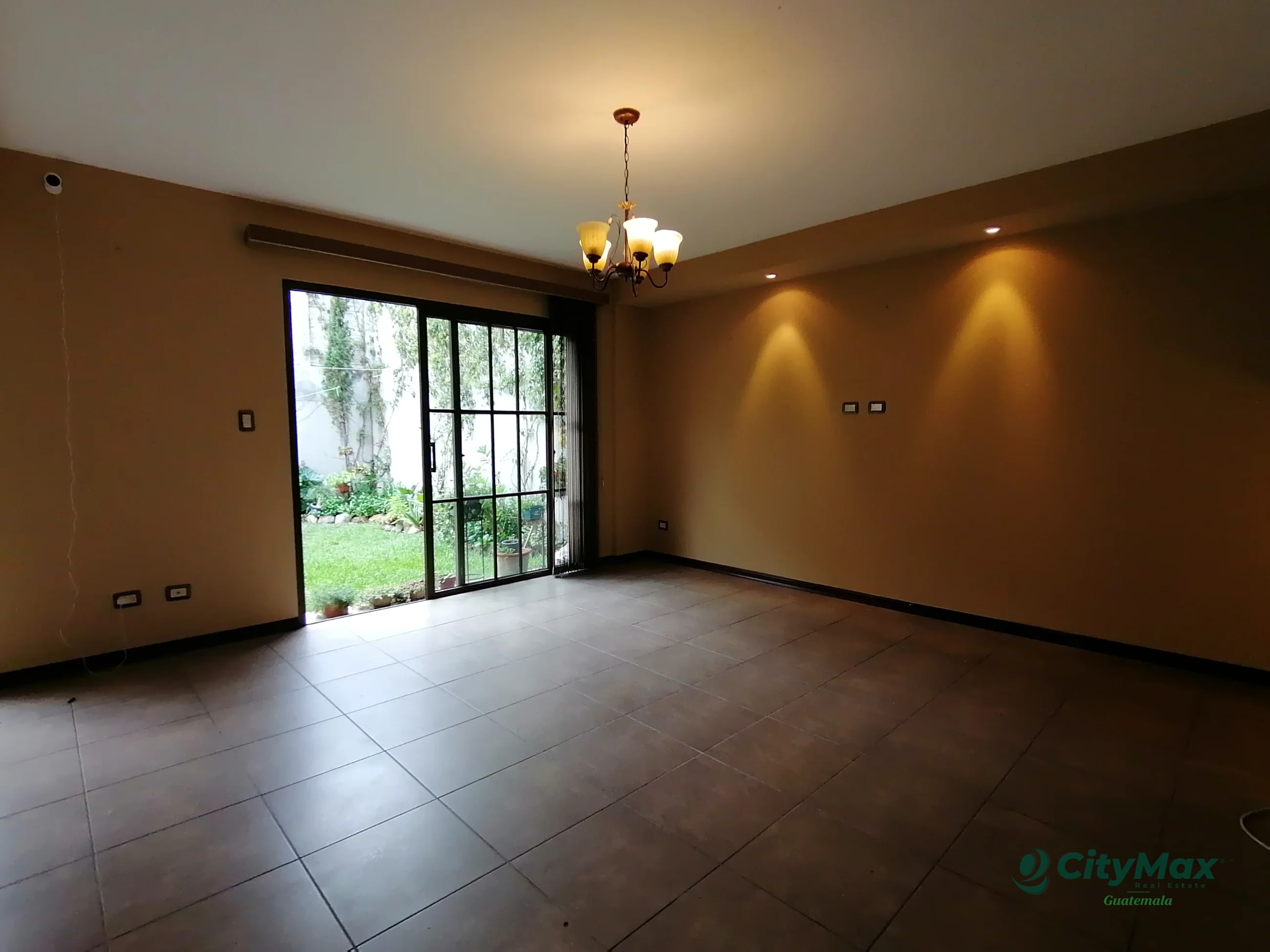 Casa en VENTA en Villas Suiza Zona 16 — Casa en Venta en Zona 16, Guatemala, Ciudad — foto 11 de 17