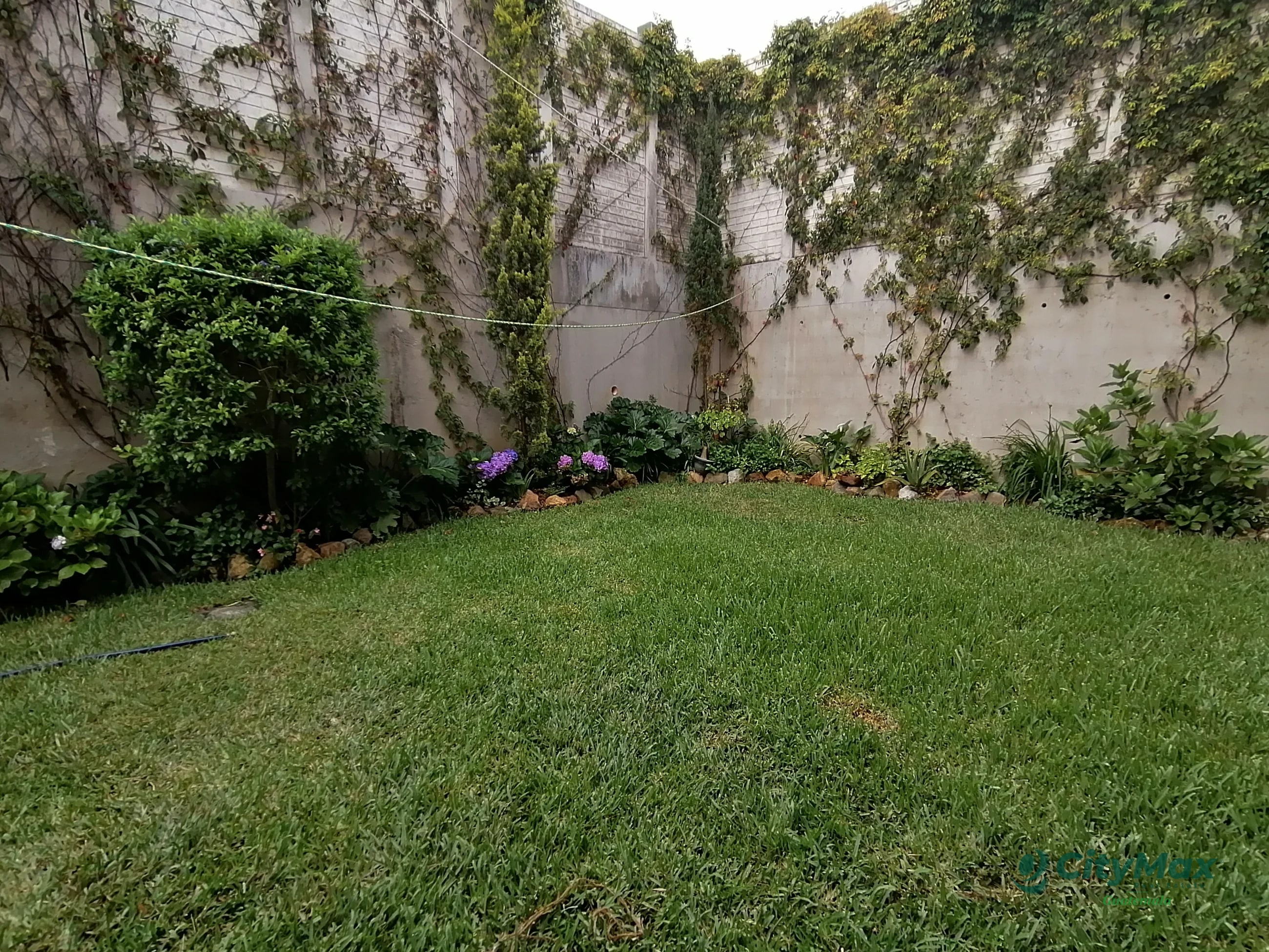 Casa en VENTA en Villas Suiza Zona 16 — Casa en Venta en Zona 16, Guatemala, Ciudad — foto 12 de 17