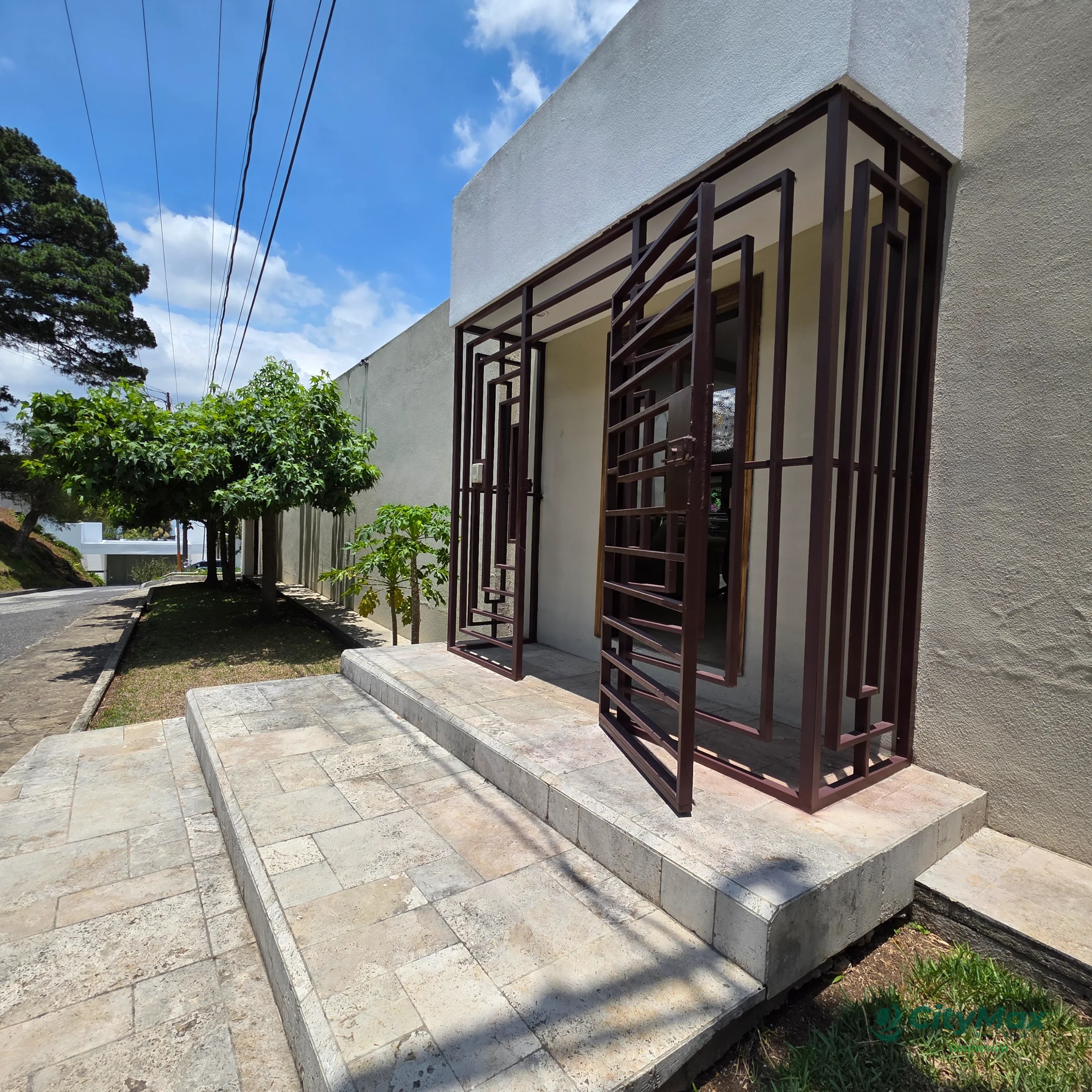 Exclusiva Casa en Venta en Zona 15 Guatemala — Casa en Venta en Vista Hermosa I, Zona 15, Guatemala, Ciudad — foto 1 de 17