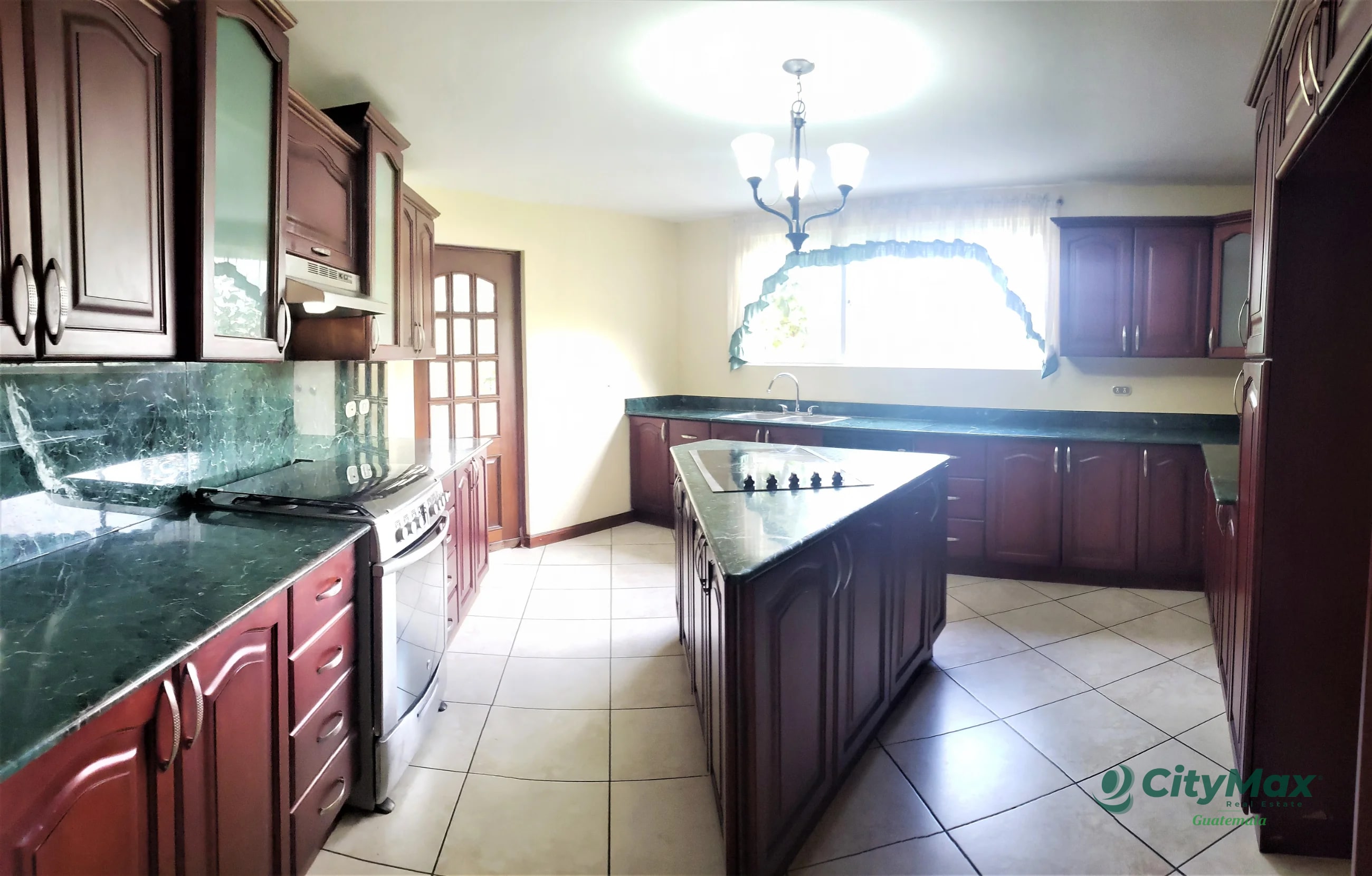 Casa en venta en San Lazaro para inversión — Casa en Venta en San Lázaro, Zona 15, Guatemala, Ciudad — foto 3 de 14