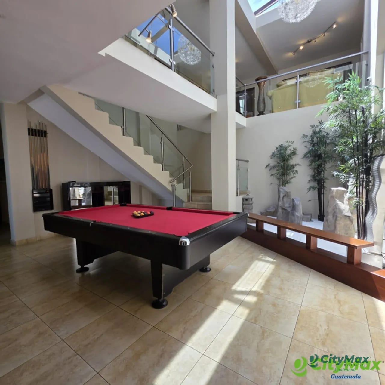 AnteriorSiguiente Lujosa Mansion en venta Las Nubes Ciudad Guatemala — Casa en Venta en km 11-15, Carretera a El Salvador, Guatemala, Ciudad — foto 4 de 13