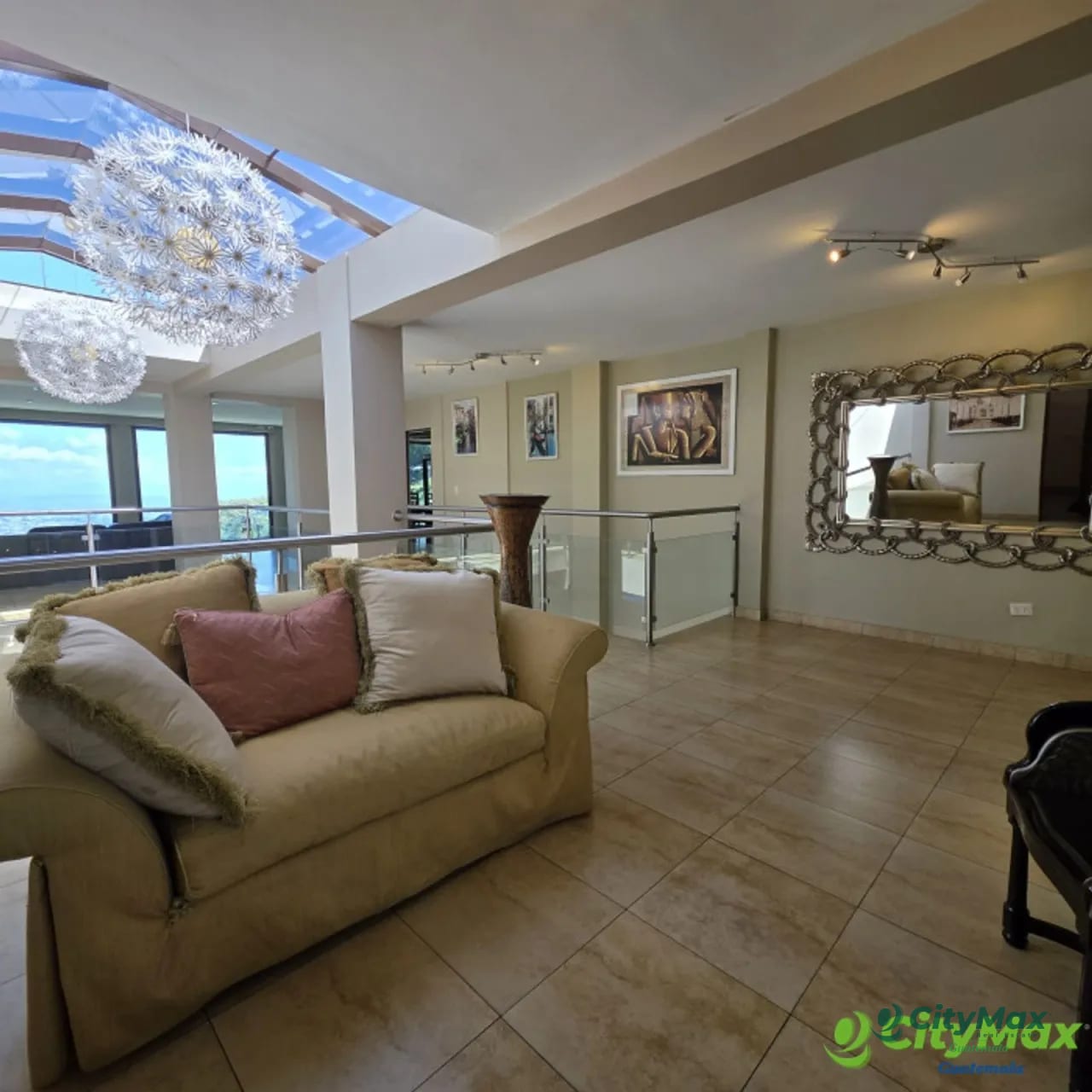 AnteriorSiguiente Lujosa Mansion en venta Las Nubes Ciudad Guatemala — Casa en Venta en km 11-15, Carretera a El Salvador, Guatemala, Ciudad — foto 6 de 13