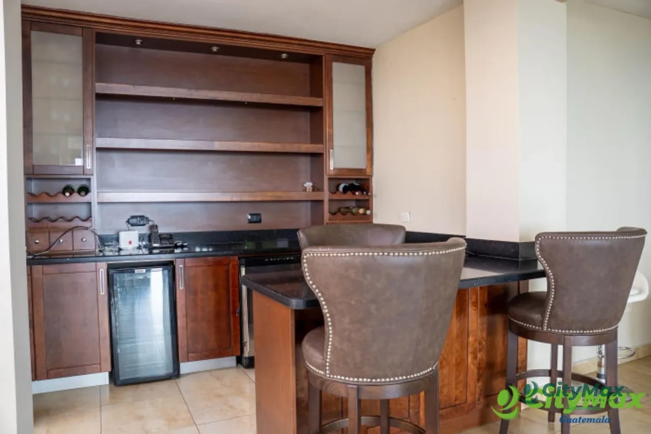 AnteriorSiguiente Lujosa Mansion en venta Las Nubes Ciudad Guatemala — Casa en Venta en km 11-15, Carretera a El Salvador, Guatemala, Ciudad — foto 11 de 12