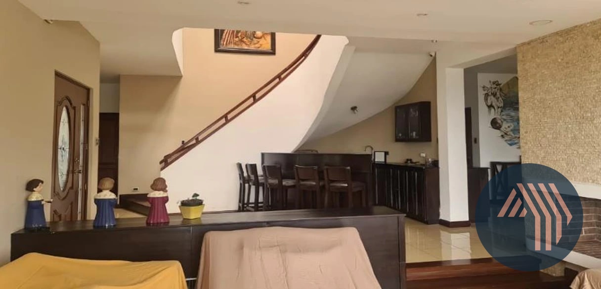 VENTA DE AMPLIA PROPIEDAD - MONTEBELLO, KM 9.5 CARR. SALVADOR — Casa en Venta en Montebello I, Carretera a El Salvador, Guatemala, Ciudad — foto 10 de 17