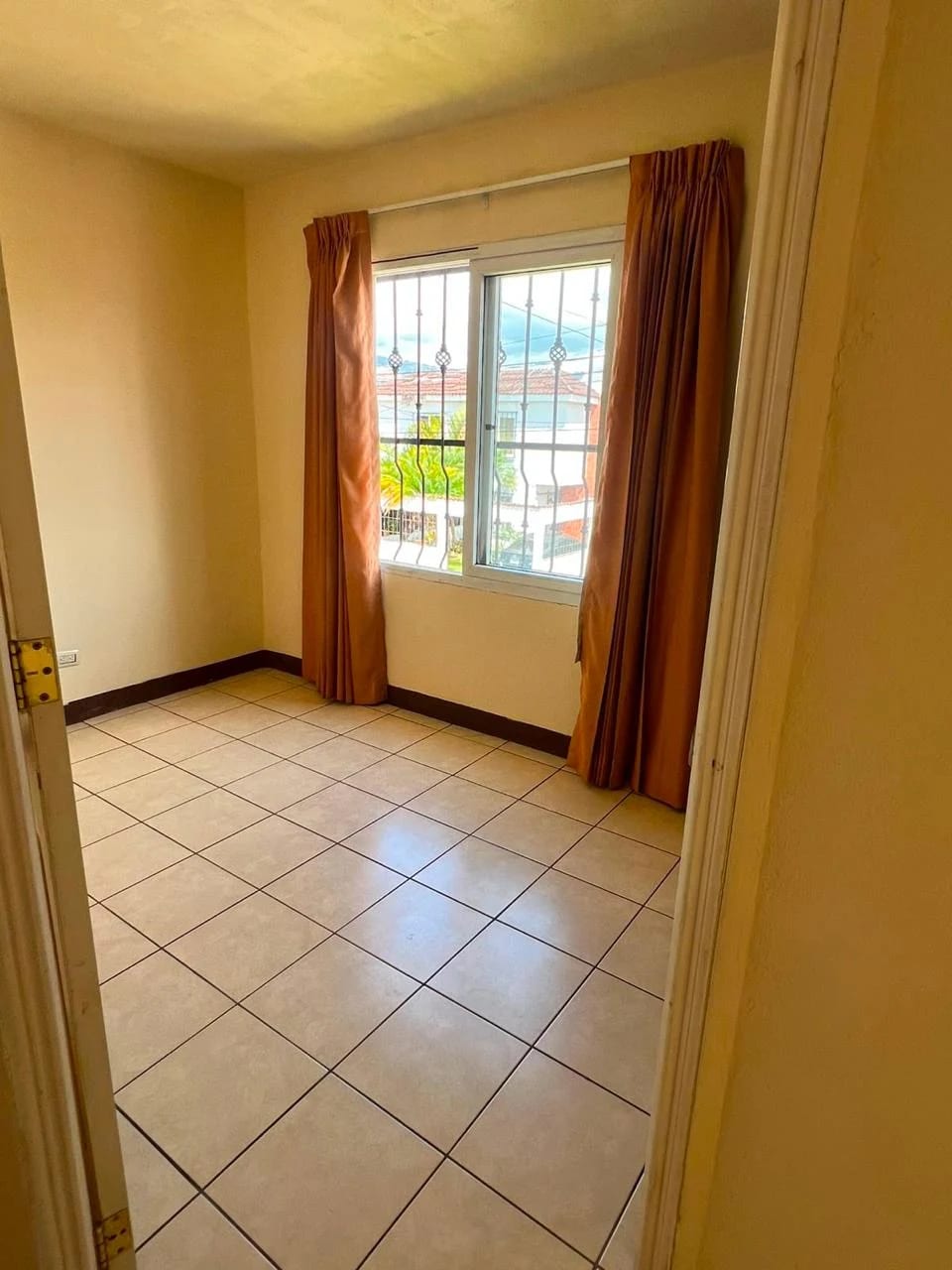 Casa en Venta Valles de María — Casa en Venta en Villa Nueva, Guatemala, Ciudad — foto 2 de 8