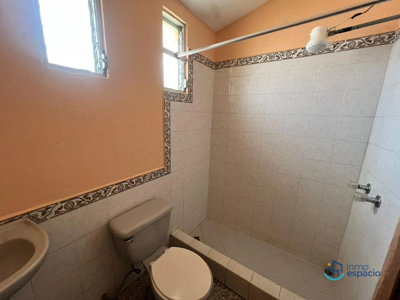 Casa en venta en Las Orquídeas, Sector A-1, San Cristóbal - 12