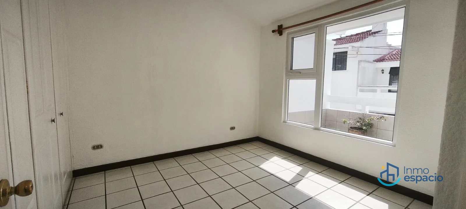 Casa en renta en Km14.5 CAES — Casa en Alquiler en km 11-15, Carretera a El Salvador, Guatemala, Ciudad — foto 9 de 17